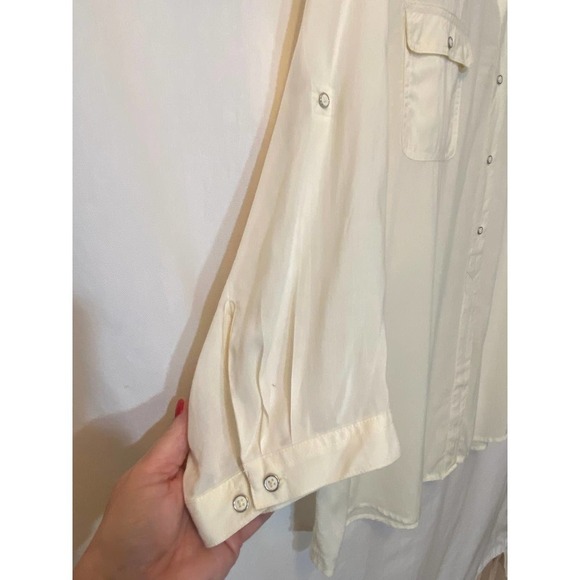 Bit-N-Bridle 1X Button Up Tunic 3/4 Roll Tab Sleeves Cream - Picture 2 of 5
